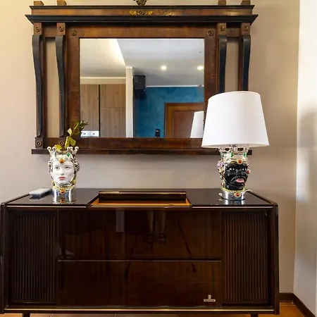 Downtown - Private Parking, Wi-fi, And Courtyard * Civitanova Marche