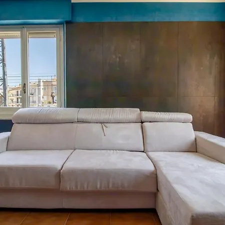 Downtown - Private Parking, Wi-fi, And Courtyard Appartement